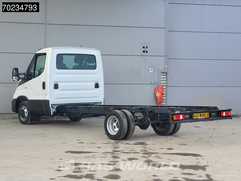 Iveco Daily 35C18 3.0L Automaat Dubbellucht 2025 model 410WB ACC Camera Airco Navi Chassis Cabine Fahrgestell Airco Cruise control - Фургон: фото 3 Iveco Daily 35C18 3.0L Automaat Dubbellucht 2025 model 410WB ACC Camera Airco Navi Chassis Cabine Fahrgestell Airco Cruise control - Фургон: фото 3