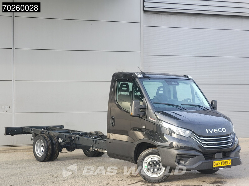 Iveco Daily 35C21 Automaat 410WB Chassis Cabine LED Navi ACC Fahrgestell Airco - Фургон: фото 3 Iveco Daily 35C21 Automaat 410WB Chassis Cabine LED Navi ACC Fahrgestell Airco - Фургон: фото 3