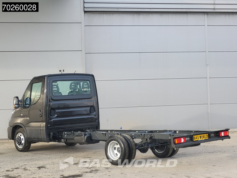 Iveco Daily 35C21 Automaat 410WB Chassis Cabine LED Navi ACC Fahrgestell Airco - Фургон: фото 2 Iveco Daily 35C21 Automaat 410WB Chassis Cabine LED Navi ACC Fahrgestell Airco - Фургон: фото 2