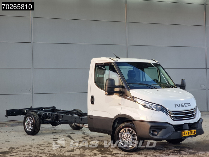 Iveco Daily 35S16 Automaat 410wb 2025model Chassis Cabine Camera Scherm Airco Cruise Fahrgestell Airco Cruise control - Фургон: фото 2 Iveco Daily 35S16 Automaat 410wb 2025model Chassis Cabine Camera Scherm Airco Cruise Fahrgestell Airco Cruise control - Фургон: фото 2