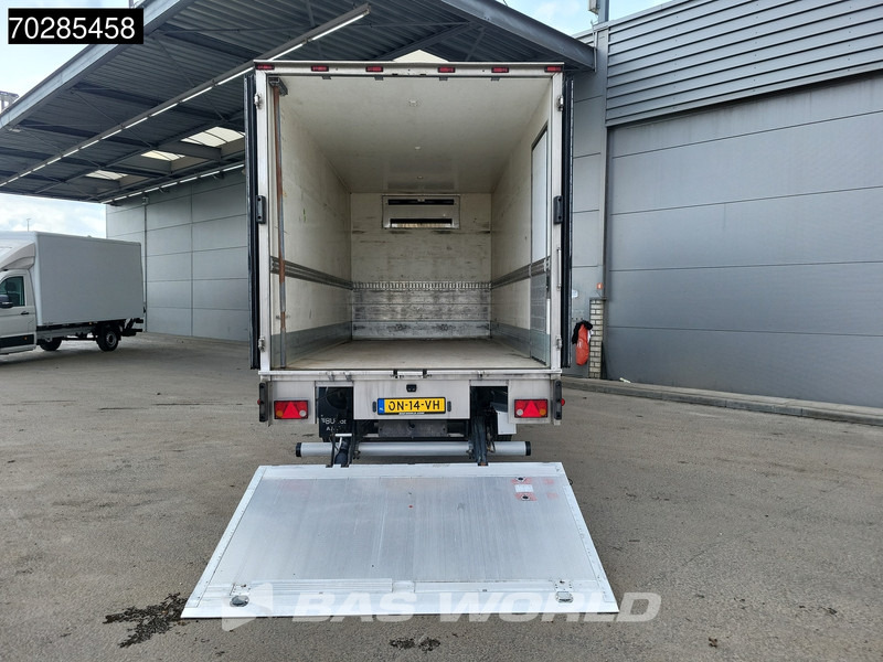Iveco Daily 40C15 BE Combi Koelwagen Veldhuizen 2100kg Laadvermogen Laadklep Zijdeur Cruise Camera Euro5 Koel Koeler Kühl Kühler Kühlwagen K - Фургон: фото 3 Iveco Daily 40C15 BE Combi Koelwagen Veldhuizen 2100kg Laadvermogen Laadklep Zijdeur Cruise Camera Euro5 Koel Koeler Kühl Kühler Kühlwagen K - Фургон: фото 3
