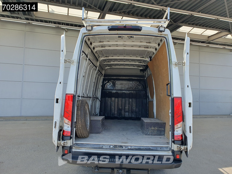 Iveco Daily 35C14 Automaat Dubbellucht L2H2 3,5t Trekhaak Airco Cruise Camera Imperiaal Euro6 L2 12m3 Airco Trekhaak Cruise control - Цельнометаллический фургон: фото 3 Iveco Daily 35C14 Automaat Dubbellucht L2H2 3,5t Trekhaak Airco Cruise Camera Imperiaal Euro6 L2 12m3 Airco Trekhaak Cruise control - Цельнометаллический фургон: фото 3