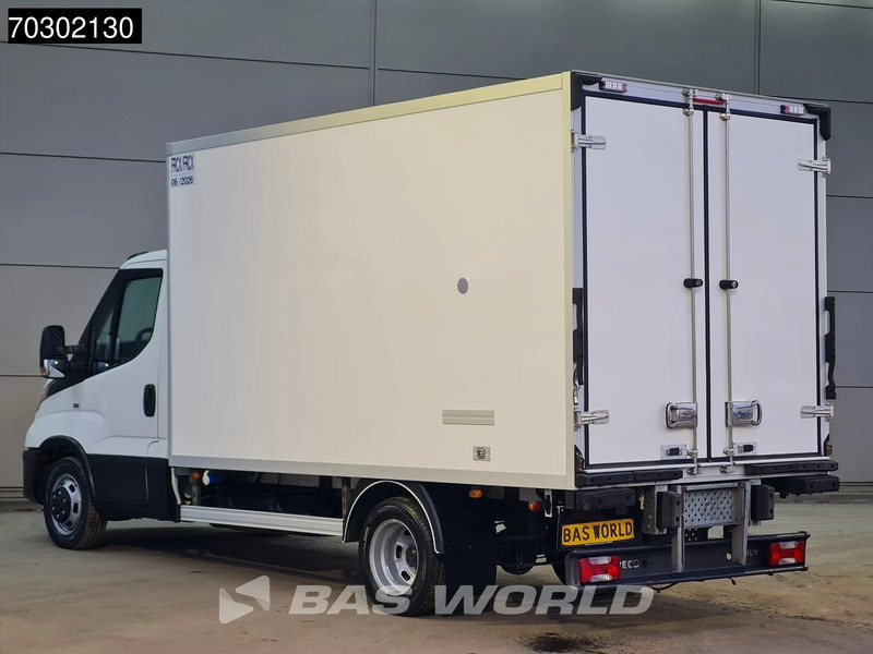 Iveco Daily 35C14 Bi-Temp Koelwagen Vriezer Zijdeur Achterdeuren Dubbellucht Thermo King V500 MAX 230v Stekker Euro6 Koel Koeler Koelwagen B - Фургон-рефрижератор: фото 2 Iveco Daily 35C14 Bi-Temp Koelwagen Vriezer Zijdeur Achterdeuren Dubbellucht Thermo King V500 MAX 230v Stekker Euro6 Koel Koeler Koelwagen B - Фургон-рефрижератор: фото 2