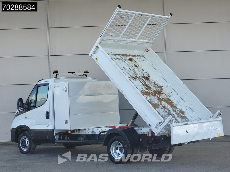Iveco Daily 35C16 3.0L Kipper met Kist Dubbellucht 3,5t Trekhaak Navi Airco Cruise Camera Euro6 Tipper Benne Kieper 2m3 Airco Trekhaak Cruis - Малотоннажный самосвал: фото 3 Iveco Daily 35C16 3.0L Kipper met Kist Dubbellucht 3,5t Trekhaak Navi Airco Cruise Camera Euro6 Tipper Benne Kieper 2m3 Airco Trekhaak Cruis - Малотоннажный самосвал: фото 3