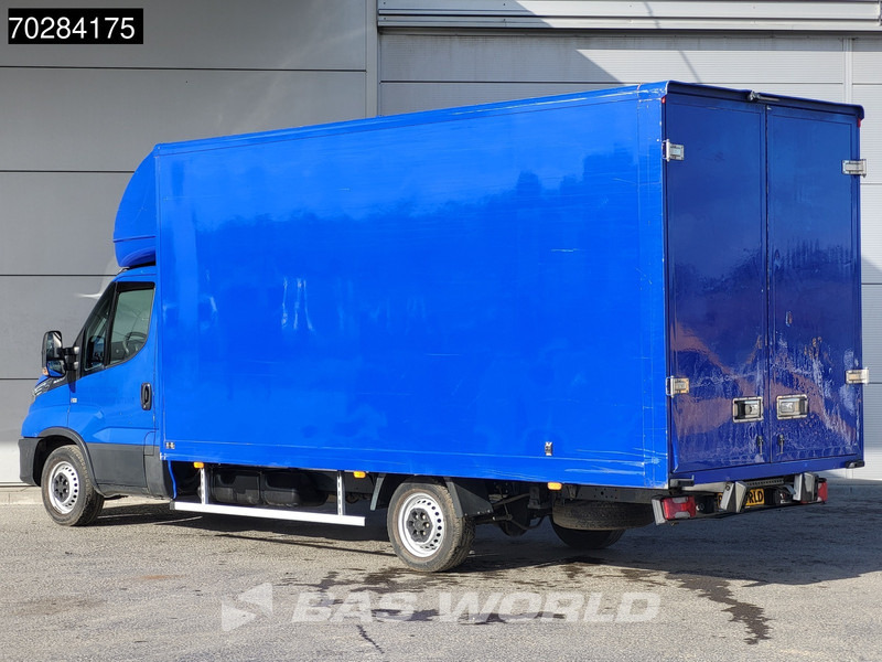 Iveco Daily 35S14 Automaat Bakwagen Achterdeuren 488cm lang! Airco Cruise Euro6 Meubelbak Koffer 23m3 Airco Cruise control - Фургон с закрытым кузовом: фото 2 Iveco Daily 35S14 Automaat Bakwagen Achterdeuren 488cm lang! Airco Cruise Euro6 Meubelbak Koffer 23m3 Airco Cruise control - Фургон с закрытым кузовом: фото 2