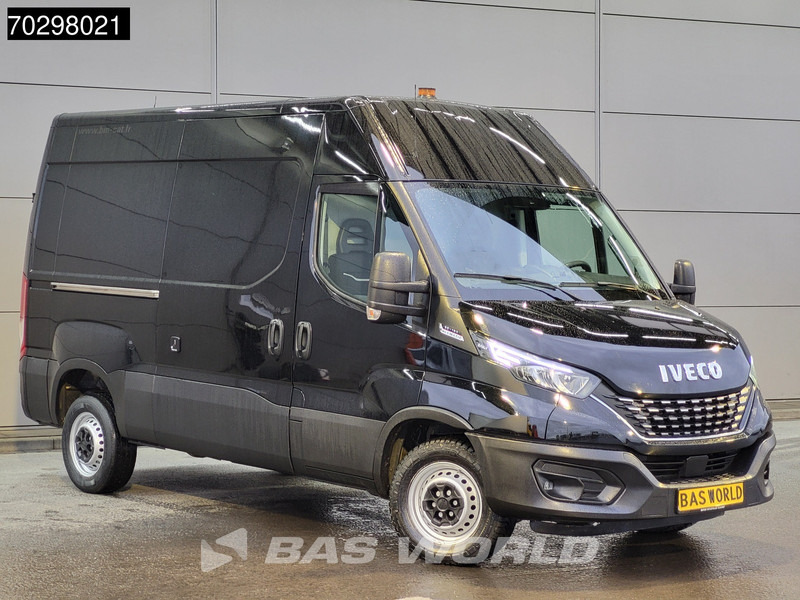 Iveco Daily 35S18 3.0L Automaat L2H2 3,5t Trekgewicht 180PK LED ACC Navi Airco Euro6 L2 Airco - Цельнометаллический фургон: фото 3 Iveco Daily 35S18 3.0L Automaat L2H2 3,5t Trekgewicht 180PK LED ACC Navi Airco Euro6 L2 Airco - Цельнометаллический фургон: фото 3