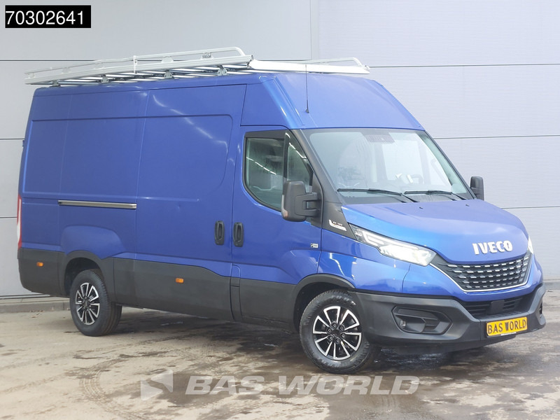 Iveco Daily 35S18 3.0L Automaat L2H2 3,5t Trekhaak 180PK Navi Airco Cruise Camera Parkeersensoren Imperiaal Velgen Euro6 L2 Airco Trekhaak C - Цельнометаллический фургон: фото 3 Iveco Daily 35S18 3.0L Automaat L2H2 3,5t Trekhaak 180PK Navi Airco Cruise Camera Parkeersensoren Imperiaal Velgen Euro6 L2 Airco Trekhaak C - Цельнометаллический фургон: фото 3