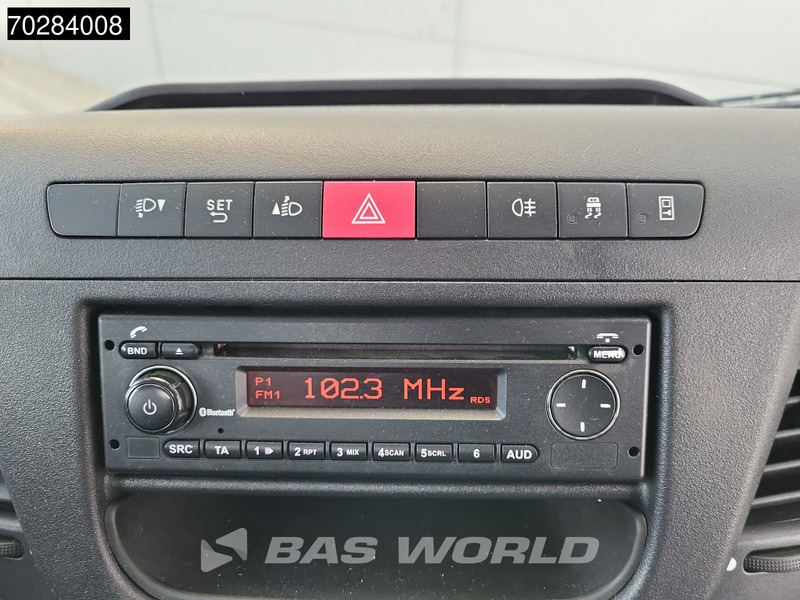 Малотоннажный бортовой грузовик Iveco Daily 50C15 3.0L Euro6 Kraanwagen HIAB 013T PTO 3,5t Trekhaak Airco Cruise Kraan Crane Kranwagen Pickup Pritsche Airco Trekhaak Cruise: фото 16