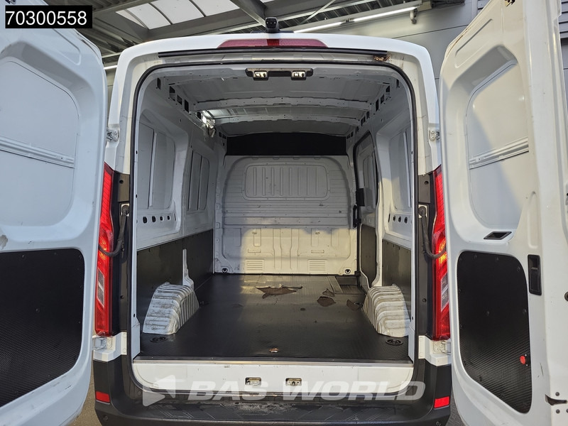 Цельнометаллический фургон, Электрический фургон Maxus eDeliver 9 Elektrisch 280km WLTP 72kWh L2H2 204pk Airco Cruise LED Airco Camera Parkeersensoren v+a Airco Cruise control: фото 6