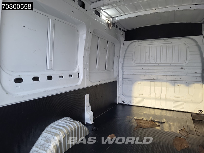 Цельнометаллический фургон, Электрический фургон Maxus eDeliver 9 Elektrisch 280km WLTP 72kWh L2H2 204pk Airco Cruise LED Airco Camera Parkeersensoren v+a Airco Cruise control: фото 8