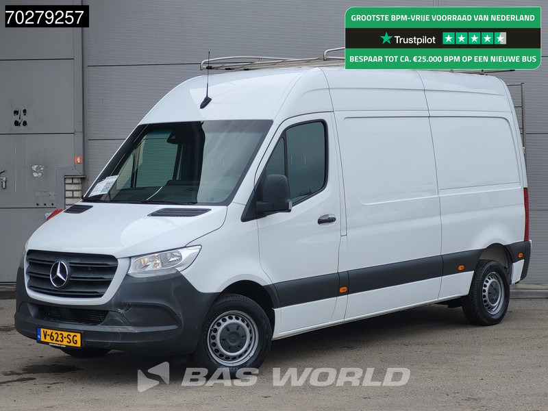 Mercedes-Benz Sprinter 211 CDI Automaat L2H2 Trekhaak Imperiaal Werkplaatsinrichting Airco Cruise Camera L2 12m3 Airco Trekhaak Cruise control - Легковой фургон: фото 1 Mercedes-Benz Sprinter 211 CDI Automaat L2H2 Trekhaak Imperiaal Werkplaatsinrichting Airco Cruise Camera L2 12m3 Airco Trekhaak Cruise control - Легковой фургон: фото 1