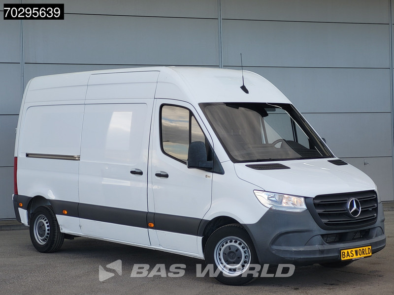 Mercedes-Benz Sprinter 311 CDI L2H2 Airco Cruise MBUX CarPlay Euro6 L2 12m3 Airco Cruise control - Легковой фургон: фото 3 Mercedes-Benz Sprinter 311 CDI L2H2 Airco Cruise MBUX CarPlay Euro6 L2 12m3 Airco Cruise control - Легковой фургон: фото 3