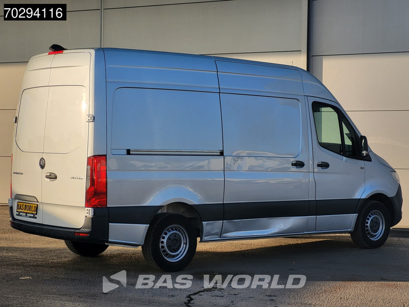 Mercedes-Benz Sprinter 315 CDI Automaat L2H2 150PK Airco Camera Parkeersensoren MBUX CarPlay Euro6 L2 12m3 Airco - Легковой фургон: фото 5 Mercedes-Benz Sprinter 315 CDI Automaat L2H2 150PK Airco Camera Parkeersensoren MBUX CarPlay Euro6 L2 12m3 Airco - Легковой фургон: фото 5