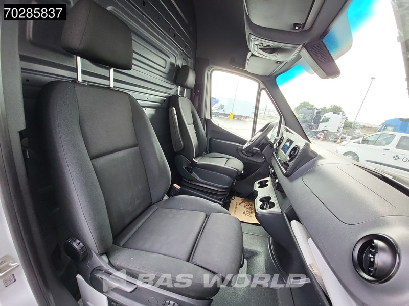 Цельнометаллический фургон Mercedes-Benz Sprinter 315 CDI Automaat L3H2 Airco Cruise Camera MBUX CarPlay Euro6 L3 16m3 Airco Cruise control: фото 12