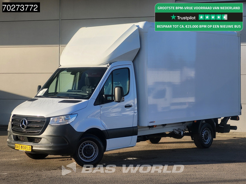 Mercedes-Benz Sprinter 317 CDI Automaat Bakwagen Laadklep Camera Airco Koffer Meubelbak 20m3 Airco - Фургон с закрытым кузовом: фото 1 Mercedes-Benz Sprinter 317 CDI Automaat Bakwagen Laadklep Camera Airco Koffer Meubelbak 20m3 Airco - Фургон с закрытым кузовом: фото 1