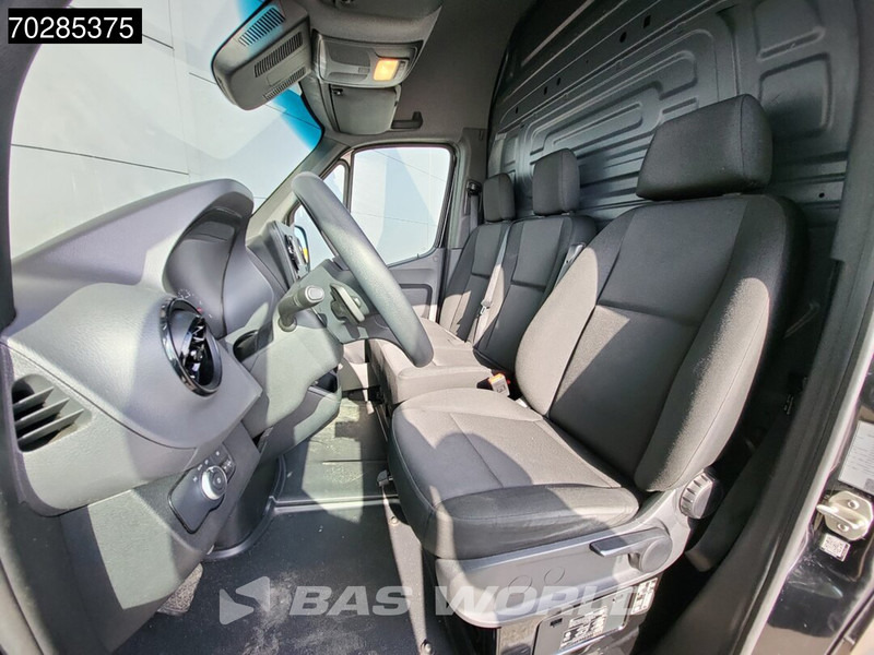 Цельнометаллический фургон Mercedes-Benz Sprinter 317 CDI Automaat L2H2 170PK Airco Camera MBUX Euro6 L2 12m3 Airco: фото 12