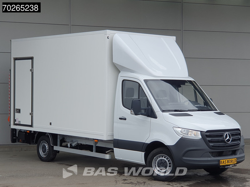 Mercedes-Benz Sprinter 317 CDI Automaat Laadklep Zijdeur Bakwagen Navi Airco Cruise MBUX Euro6 Meubelbak Koffer 21m3 Airco Cruise control - Фургон с закрытым кузовом: фото 5 Mercedes-Benz Sprinter 317 CDI Automaat Laadklep Zijdeur Bakwagen Navi Airco Cruise MBUX Euro6 Meubelbak Koffer 21m3 Airco Cruise control - Фургон с закрытым кузовом: фото 5