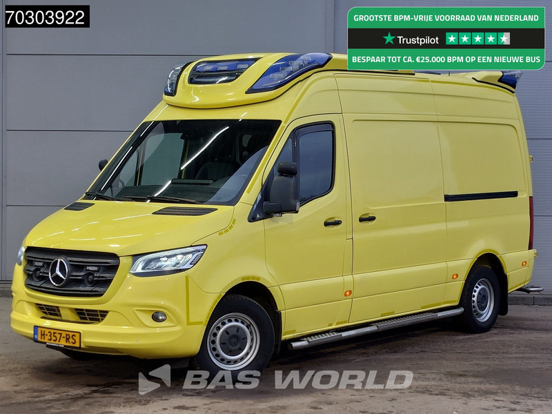 Mercedes-Benz Sprinter 319 CDI 3.0L V6 Ambulance 190PK L2H2 LED Airco Cruise Camera MBUX CarPlay Euro6 Krankenwagen Rettungswagen L2 8m3 Airco Cruise c - Машина скорой помощи: фото 1 Mercedes-Benz Sprinter 319 CDI 3.0L V6 Ambulance 190PK L2H2 LED Airco Cruise Camera MBUX CarPlay Euro6 Krankenwagen Rettungswagen L2 8m3 Airco Cruise c - Машина скорой помощи: фото 1