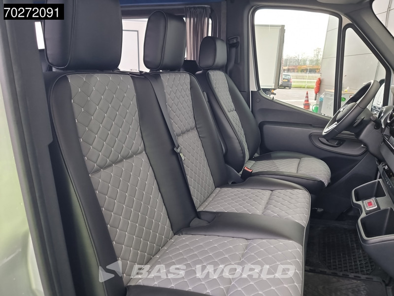Фото интерьера 2: Mercedes-Benz Sprinter 319 CDI Automaat VIP Personenvervoer Taxi TV Webasto klima Kombi Tourer Navi LED Airco Cruise control в лизинг Mercedes-Benz Sprinter 319 CDI Automaat VIP Personenvervoer Taxi TV Webasto klima Kombi Tourer Navi LED Airco Cruise control