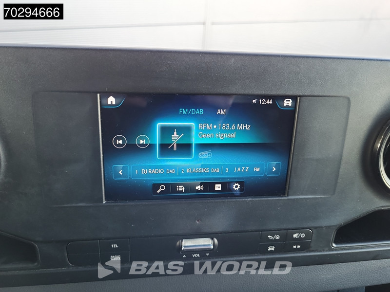 Фургон с закрытым кузовом Mercedes-Benz Sprinter 514 CDI D'Hollandia Laadklep Dubbellucht Bakwagen Airco Cruise Euro6 Meubelbak Koffer Airco Cruise control: фото 17 Фургон с закрытым кузовом Mercedes-Benz Sprinter 514 CDI D'Hollandia Laadklep Dubbellucht Bakwagen Airco Cruise Euro6 Meubelbak Koffer Airco Cruise control: фото 17