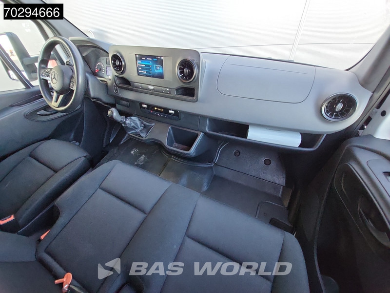 Фургон с закрытым кузовом Mercedes-Benz Sprinter 514 CDI D'Hollandia Laadklep Dubbellucht Bakwagen Airco Cruise Euro6 Meubelbak Koffer Airco Cruise control: фото 12 Фургон с закрытым кузовом Mercedes-Benz Sprinter 514 CDI D'Hollandia Laadklep Dubbellucht Bakwagen Airco Cruise Euro6 Meubelbak Koffer Airco Cruise control: фото 12