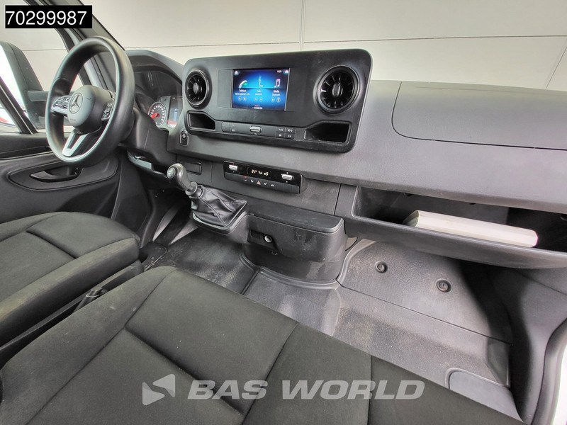 Фургон с закрытым кузовом Mercedes-Benz Sprinter 514 CDI Laadklep Zijdeur Dubbellucht Bakwagen Airco Cruise MBUX CarPlay D'Hollandia Euro6 Meubelbak Koffer Airco Cruise control: фото 10 Фургон с закрытым кузовом Mercedes-Benz Sprinter 514 CDI Laadklep Zijdeur Dubbellucht Bakwagen Airco Cruise MBUX CarPlay D'Hollandia Euro6 Meubelbak Koffer Airco Cruise control: фото 10