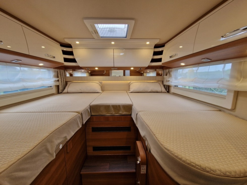 Интегрированный автодом Carthago Chic C Line I 4.9 LE/L: фото 9