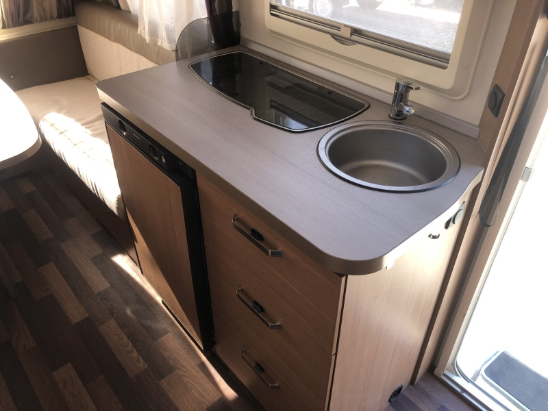 KNAUS SPORT 400 LKK - Прицеп дача: фото 5 KNAUS SPORT 400 LKK - Прицеп дача: фото 5