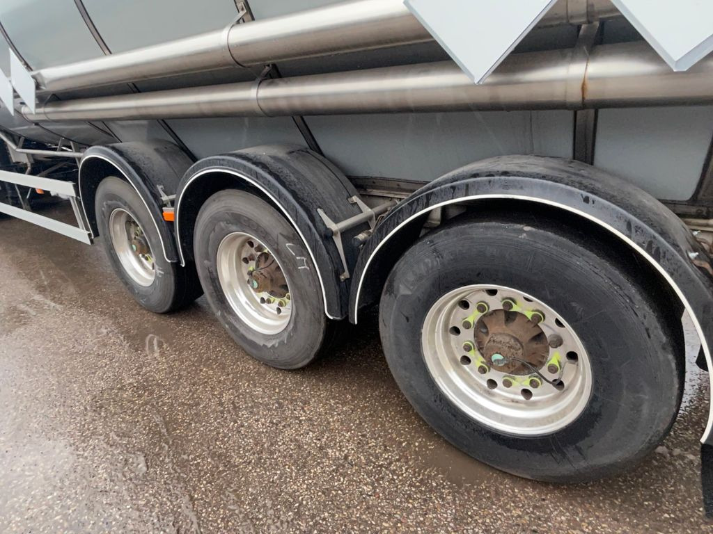 Полуприцеп-цистерна Lag BURG Holvrieka: фото 11 Полуприцеп-цистерна Lag BURG Holvrieka: фото 11