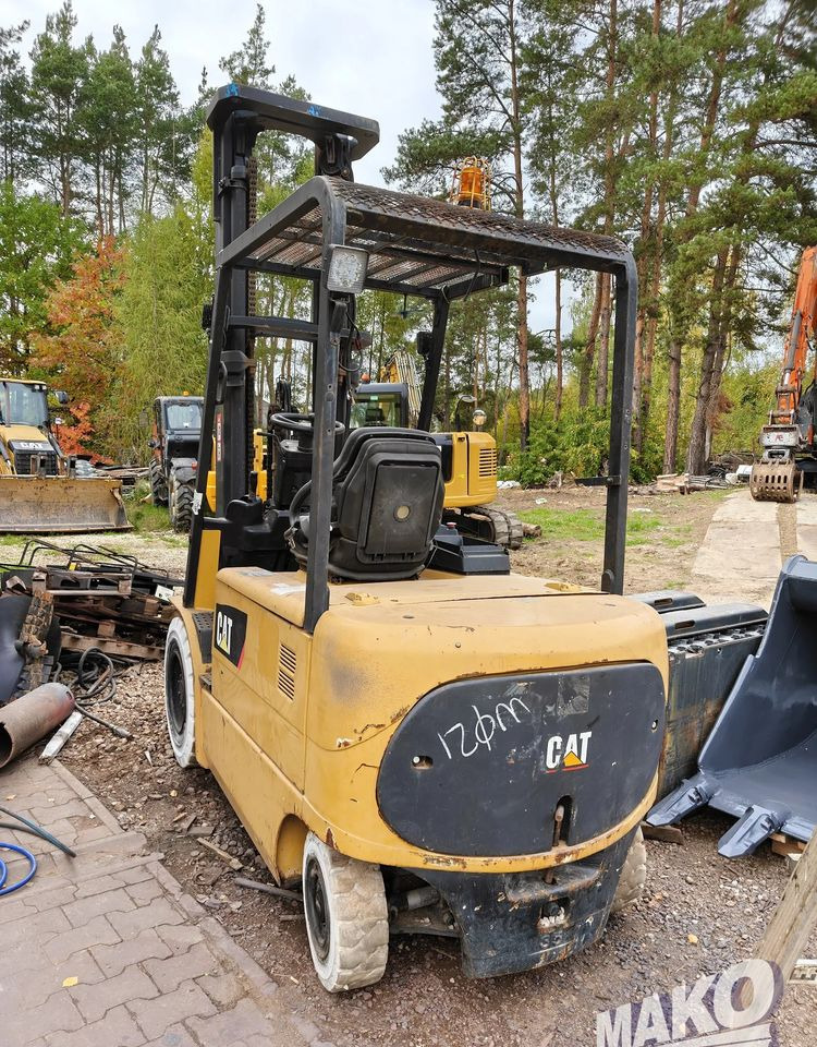 Caterpillar EP35K-PAC - Другая техника: фото 4 Caterpillar EP35K-PAC - Другая техника: фото 4