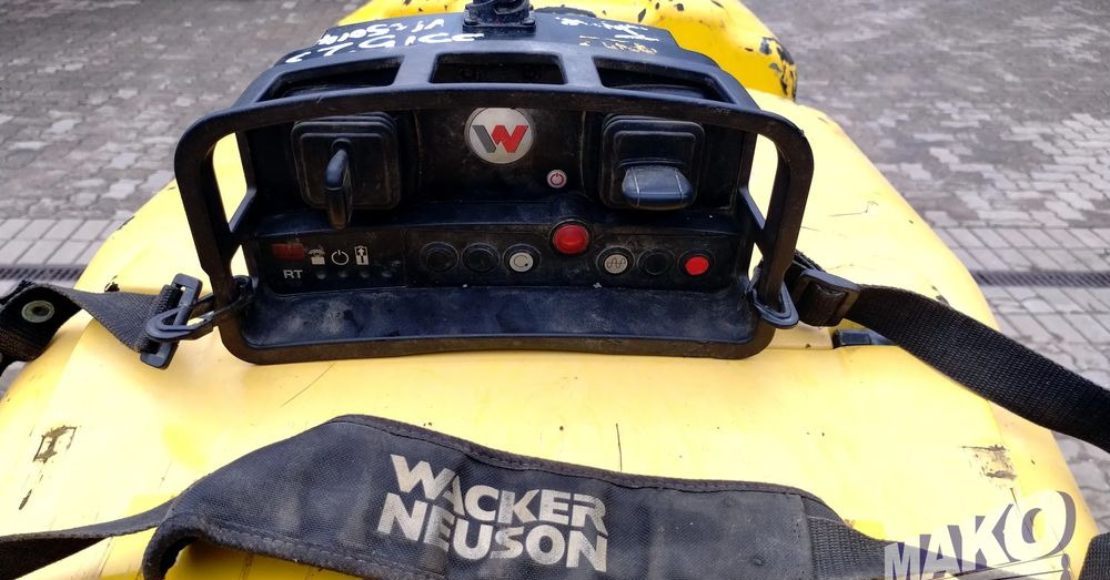 Каток Wacker Neuson RT82-SC2: фото 7
