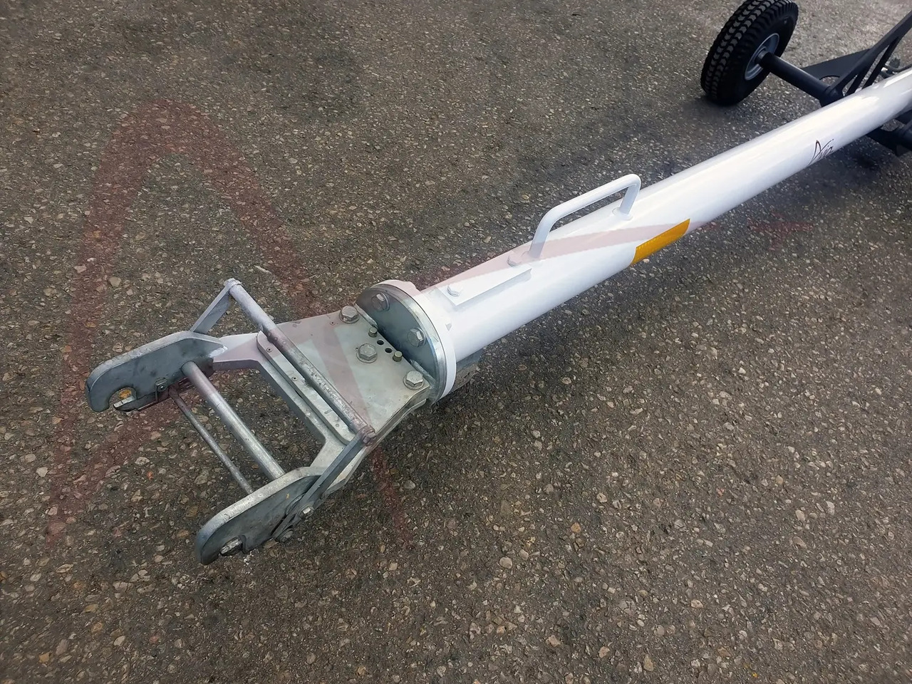 JMS J-TOW DASH8-4 - Аэродромная техника: фото 4 JMS J-TOW DASH8-4 - Аэродромная техника: фото 4