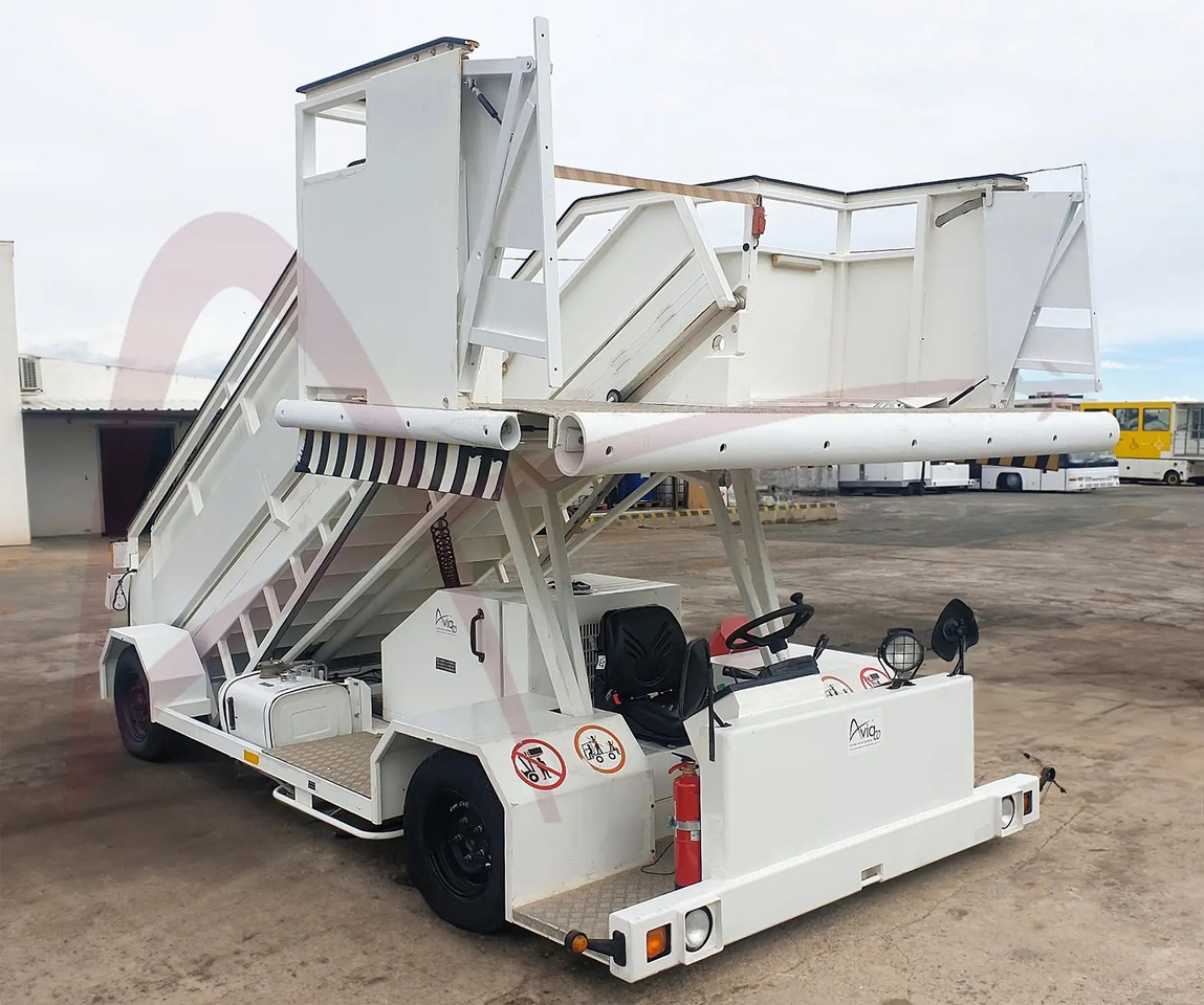 EINSA EDA - Пассажирский трап: фото 1 EINSA EDA - Пассажирский трап: фото 1