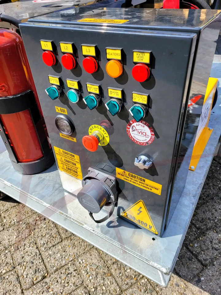 Новый Машина для обслуживания туалетных отсеков TIMSAN LSC300/700E: фото 7 Новый Машина для обслуживания туалетных отсеков TIMSAN LSC300/700E: фото 7