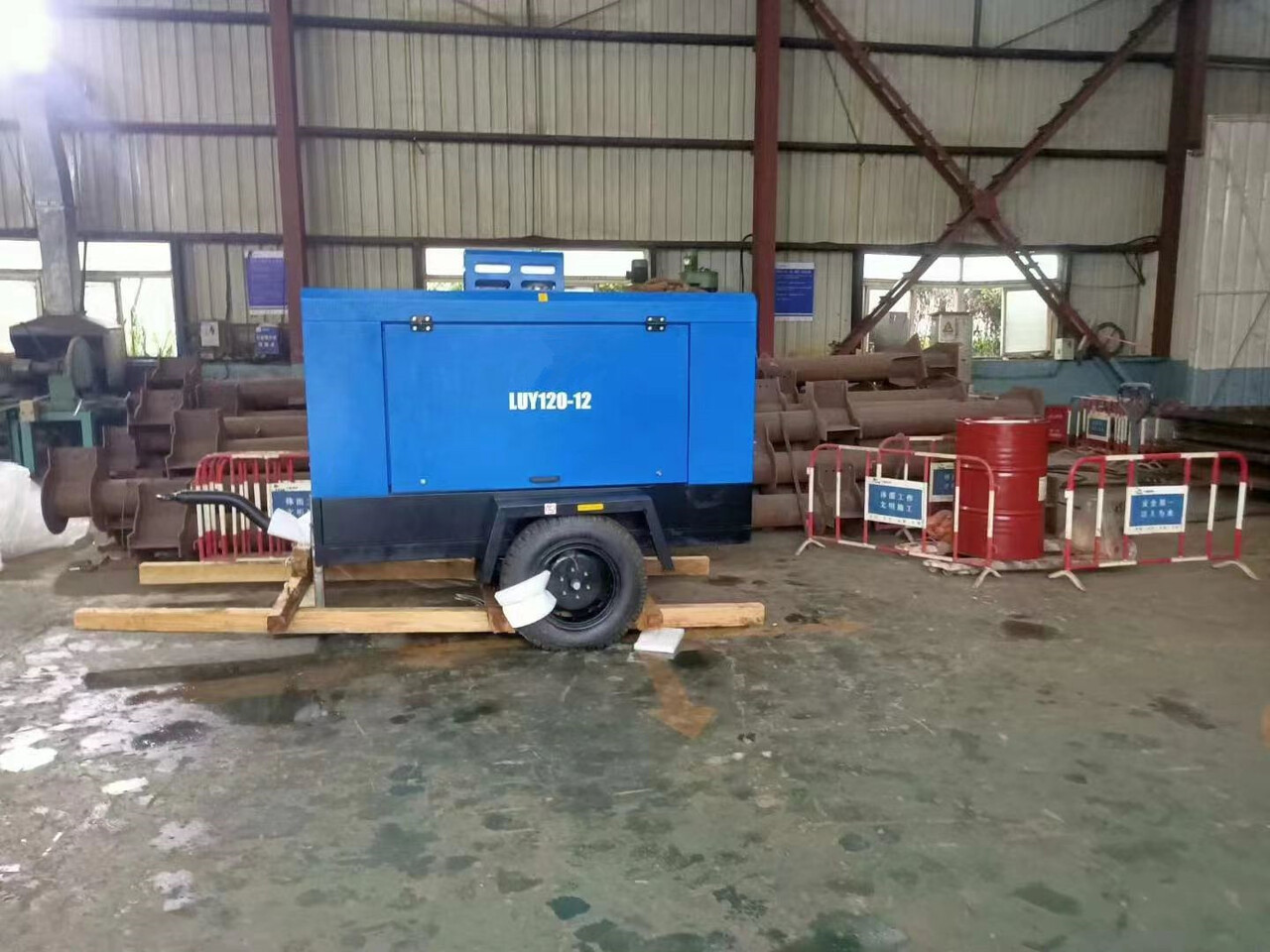 Liutech 120-12 424CFM 12Bar Portable Screw Diesel - Воздушный компрессор: фото 3 Liutech 120-12 424CFM 12Bar Portable Screw Diesel - Воздушный компрессор: фото 3