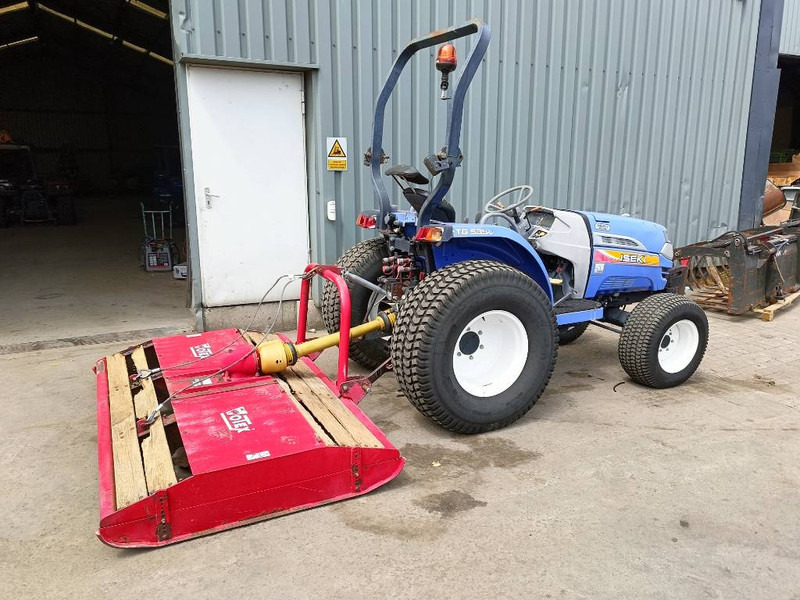 Iseki TG 5390 compacte tractor met maaier votex p12 4x4 - Минитрактор: фото 3 Iseki TG 5390 compacte tractor met maaier votex p12 4x4 - Минитрактор: фото 3