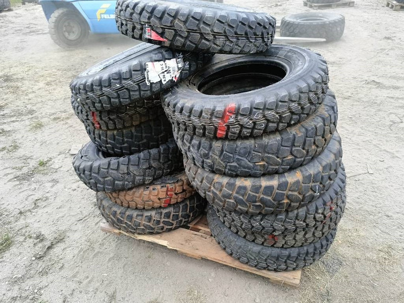 Michelin 6,50 R16 C 7,00R16 C 22/100R16 255/100R16 banden l - Шины и диски для Строительной техники: фото 2 Michelin 6,50 R16 C 7,00R16 C 22/100R16 255/100R16 banden l - Шины и диски для Строительной техники: фото 2