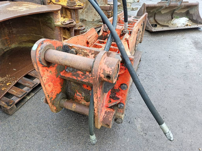 NPK E 210 GH9 hamer hammer hydraulic 18-25 ton 2000 - Гидромолот для Строительной техники: фото 3 NPK E 210 GH9 hamer hammer hydraulic 18-25 ton 2000 - Гидромолот для Строительной техники: фото 3