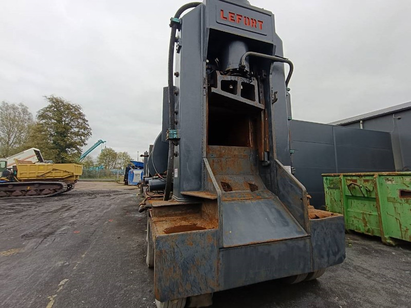 Lefort 420 500 shear baler Schere Konkeror Konqueror - Сельскохозяйственная техника: фото 3 Lefort 420 500 shear baler Schere Konkeror Konqueror - Сельскохозяйственная техника: фото 3