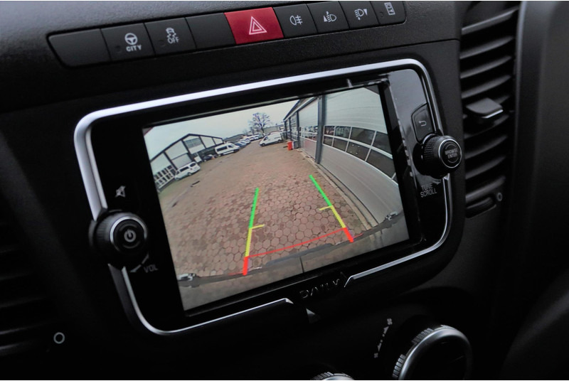 Iveco Daily 35S18HV 3.0 L2H2 BPM VRIJ/ AUT/ 2X SCHUIFDEUR/ CAMERA/ LED/ CRUISE/ CLIMA/ NAVI/ в лизинг Iveco Daily 35S18HV 3.0 L2H2 BPM VRIJ/ AUT/ 2X SCHUIFDEUR/ CAMERA/ LED/ CRUISE/ CLIMA/ NAVI/: фото 5