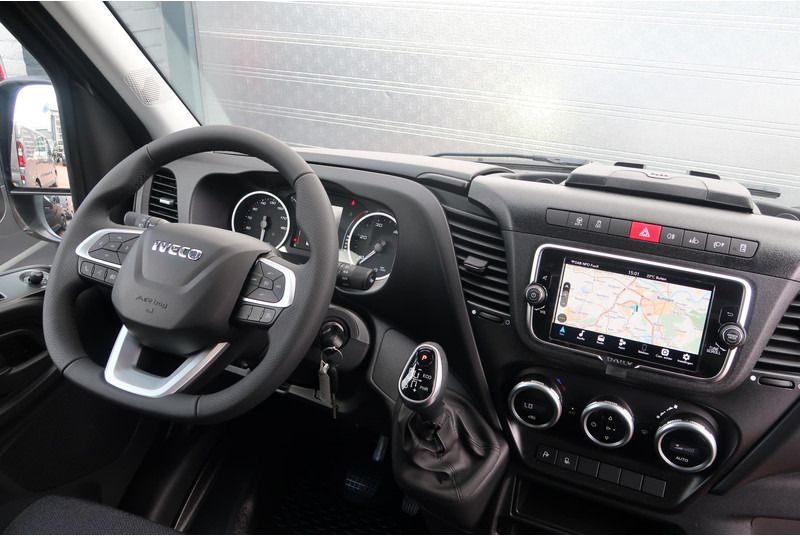 Iveco Daily 35S18HV 3.0 L2H2 BPM VRIJ/ AUT/ LED/ CAMERA/ NAVI/ CLIMA - Цельнометаллический фургон: фото 5 Iveco Daily 35S18HV 3.0 L2H2 BPM VRIJ/ AUT/ LED/ CAMERA/ NAVI/ CLIMA - Цельнометаллический фургон: фото 5