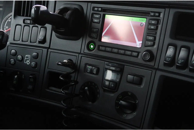 Scania R450 6X2/ HOOKLIFT 20T/ RETARDER/ LIFT/ - Тросовый мультилифт: фото 4 Scania R450 6X2/ HOOKLIFT 20T/ RETARDER/ LIFT/ - Тросовый мультилифт: фото 4