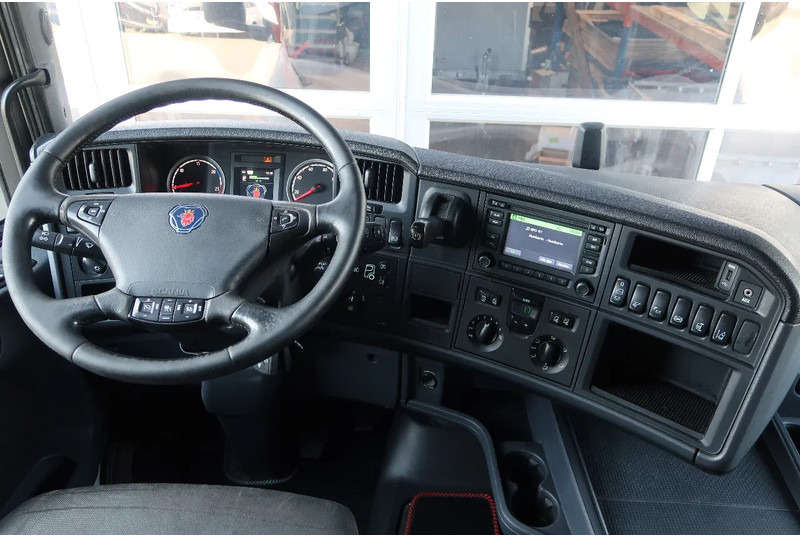 Scania R450 RETARDER/ 2X TANK/ DIFF LOCK - Тягач: фото 5 Scania R450 RETARDER/ 2X TANK/ DIFF LOCK - Тягач: фото 5