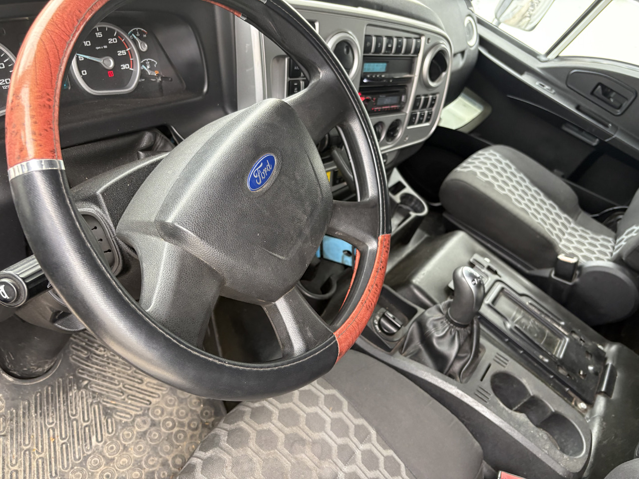 FORD 18.480 EURO6 automatic 4x2 300.000km 2unite - Тягач: фото 5 FORD 18.480 EURO6 automatic 4x2 300.000km 2unite - Тягач: фото 5