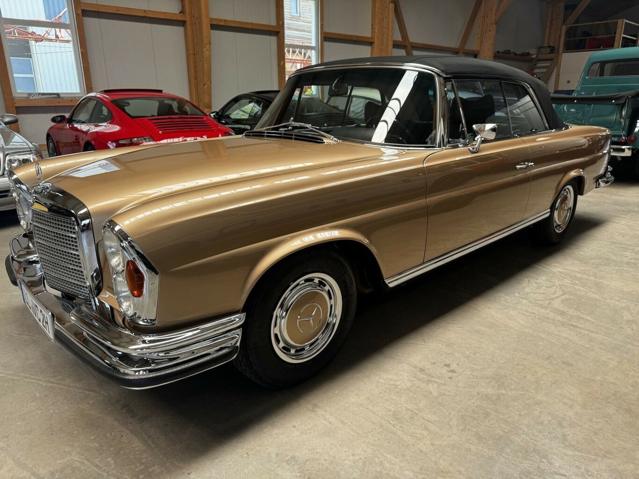 Mercedes-Benz 280 SE Cabrio W111 BRABUS-Classic Restauration - Легковой автомобиль: фото 4 Mercedes-Benz 280 SE Cabrio W111 BRABUS-Classic Restauration - Легковой автомобиль: фото 4
