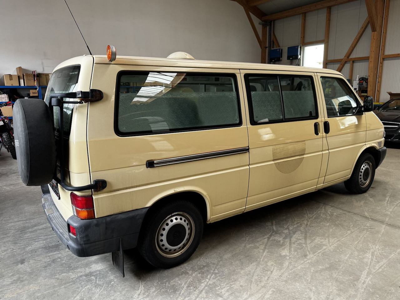 Volkswagen T4 2.5 TDI Syncro 4x4 lang 1. Hand! - Цельнометаллический фургон: фото 5 Volkswagen T4 2.5 TDI Syncro 4x4 lang 1. Hand! - Цельнометаллический фургон: фото 5