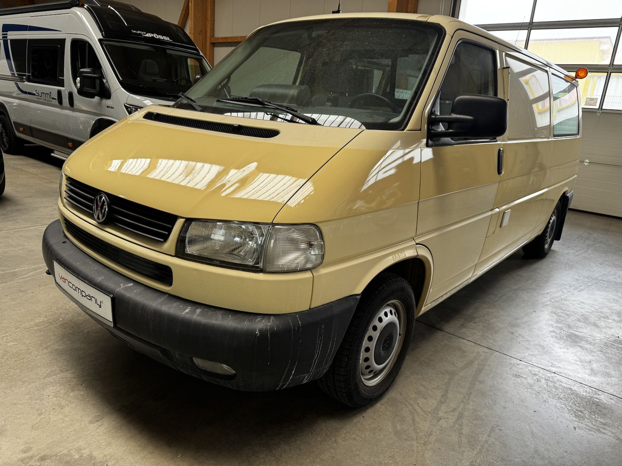 Volkswagen T4 2.5 TDI Syncro 4x4 lang 1. Hand! - Цельнометаллический фургон: фото 1 Volkswagen T4 2.5 TDI Syncro 4x4 lang 1. Hand! - Цельнометаллический фургон: фото 1