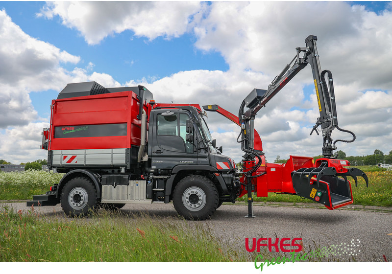 Mercedes-Benz Unimog U 427 Greentec woodchipper combi - Фургон: фото 1 Mercedes-Benz Unimog U 427 Greentec woodchipper combi - Фургон: фото 1