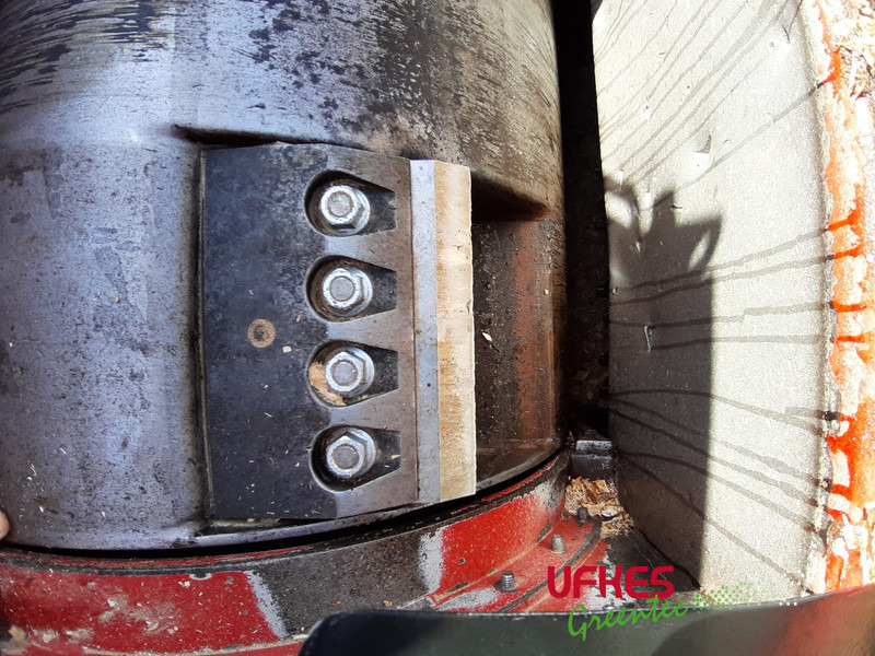 Измельчитель древесины Greentec 952/20 Chipper Combi: фото 9