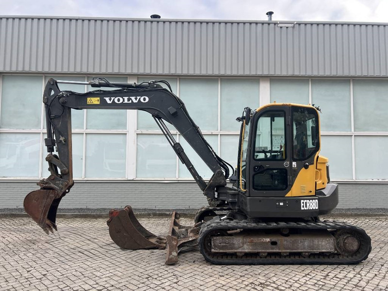 Volvo ECR 88 D 2016 - Мини-экскаватор: фото 2 Volvo ECR 88 D 2016 - Мини-экскаватор: фото 2